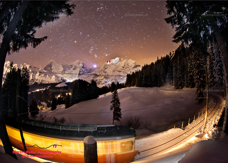 Projektion Schweizerkreuz an die Jungfrau-Nordwand